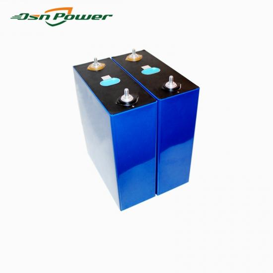 Prismatic Lithium Ion Phosphate Battery 3.2V 200Ah LiFePO4 Battery Cell For Solar System RV Boat