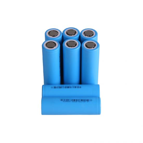 Safe Low Impedance Li-Ion 3.7V 4.5Ah NCM Cylindrical Battery Cell